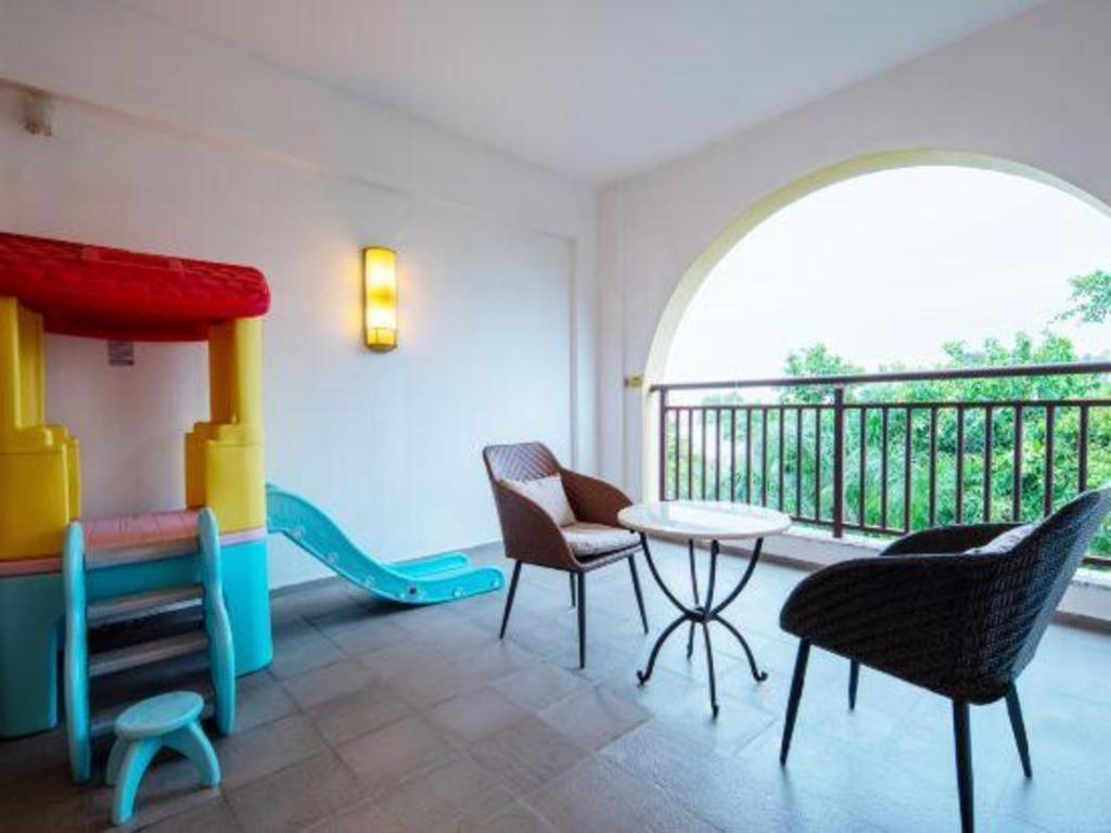 Ocean Spring Metropark Hotel Джухай Екстериор снимка