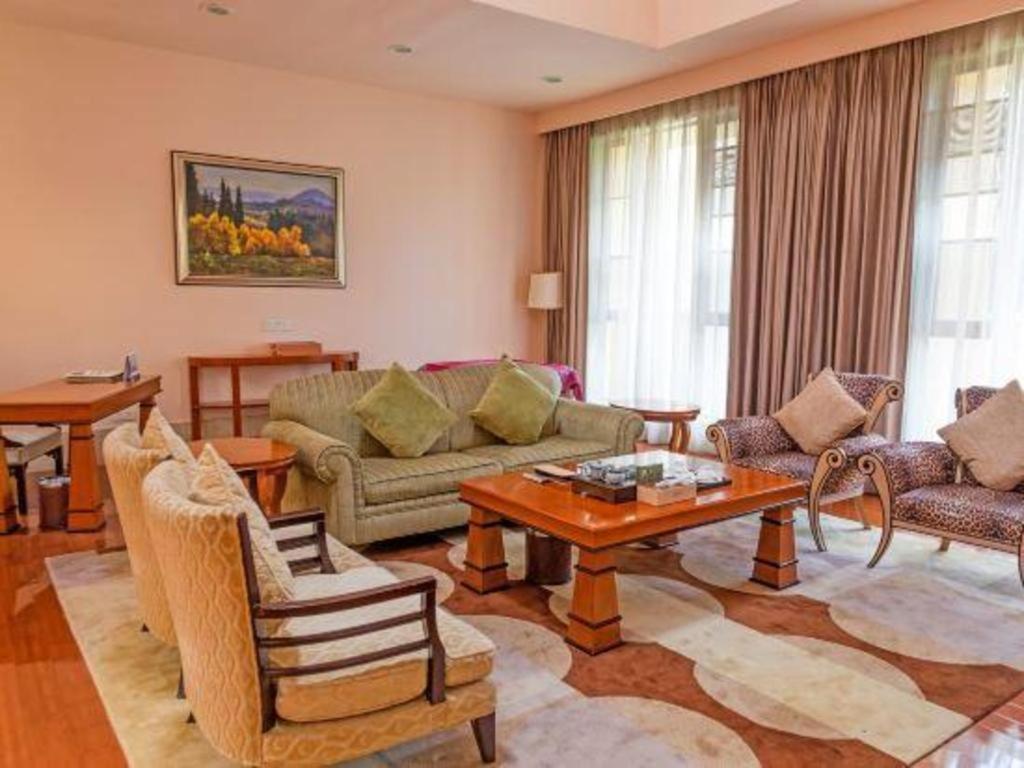 Ocean Spring Metropark Hotel Джухай Екстериор снимка