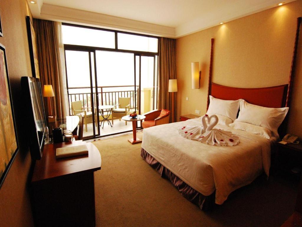 Ocean Spring Metropark Hotel Джухай Екстериор снимка