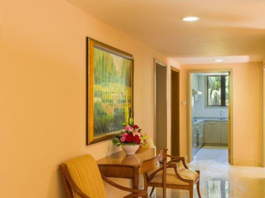 Ocean Spring Metropark Hotel Джухай Екстериор снимка
