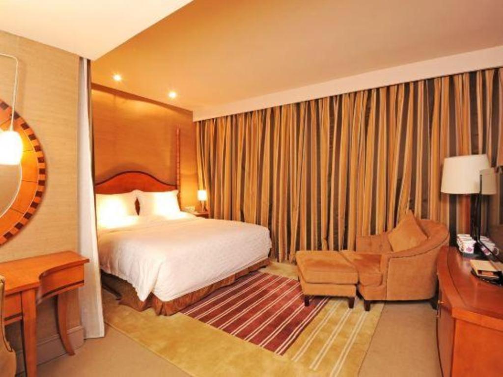Ocean Spring Metropark Hotel Джухай Екстериор снимка