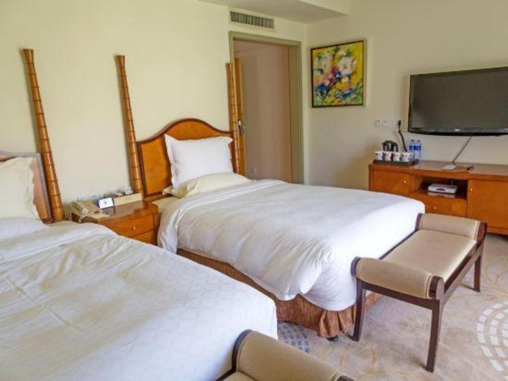 Ocean Spring Metropark Hotel Джухай Екстериор снимка
