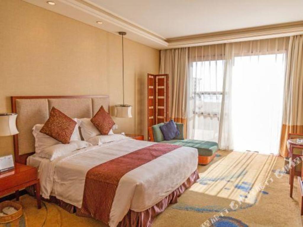Ocean Spring Metropark Hotel Джухай Екстериор снимка