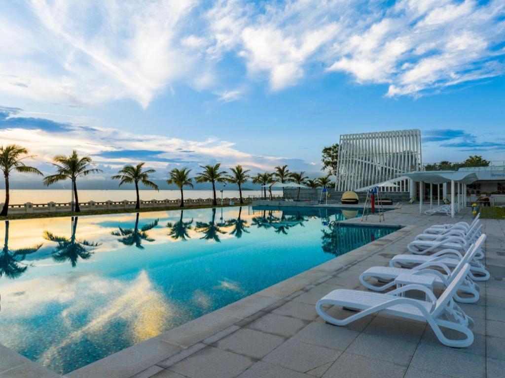 Ocean Spring Metropark Hotel Джухай Екстериор снимка