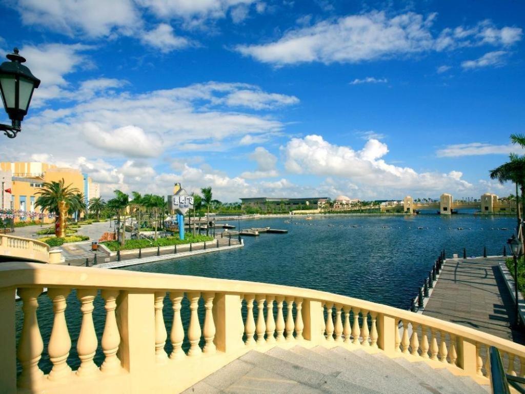 Ocean Spring Metropark Hotel Джухай Екстериор снимка